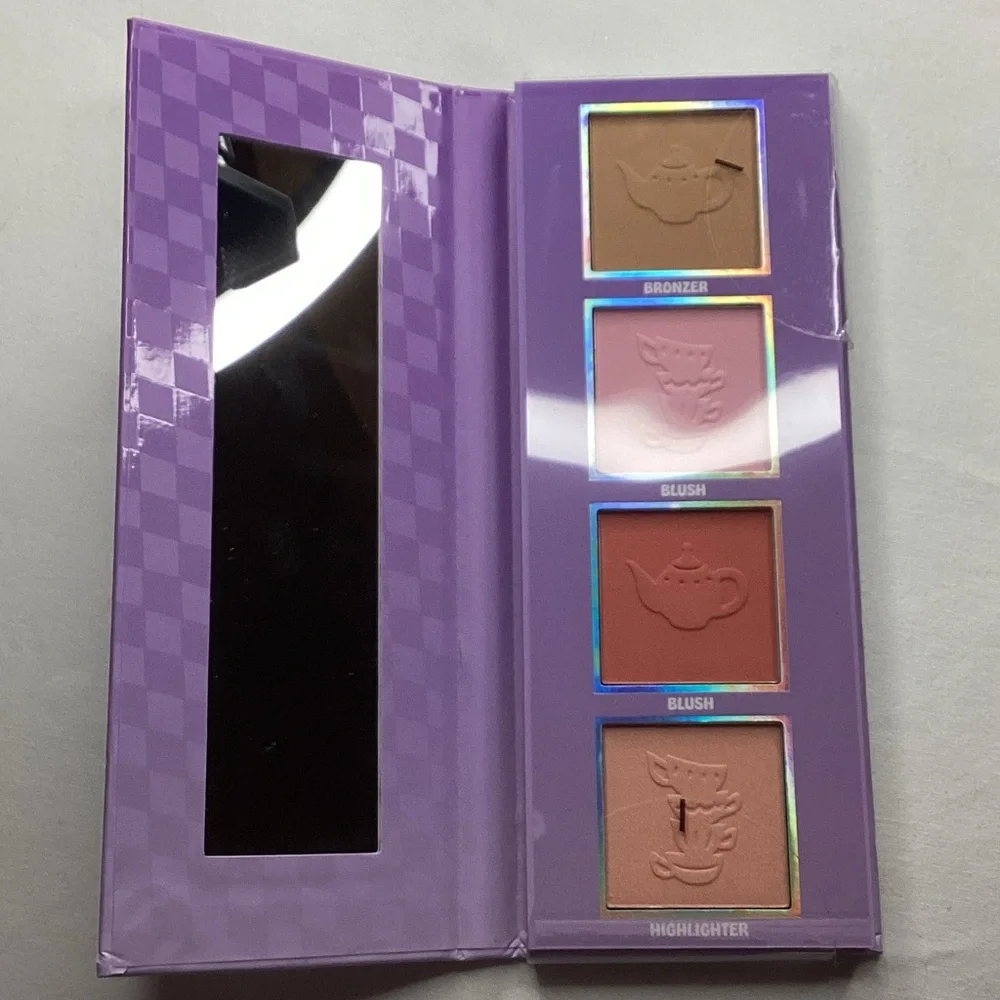 Disney Alice in Wonderland Makeup Palette - Purple and Blue